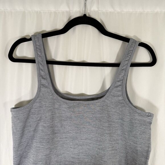 Athleta Tank Top Women's XL Grey Ribbed Scoop Neck Athletic Fitted - Picture 8 of 9